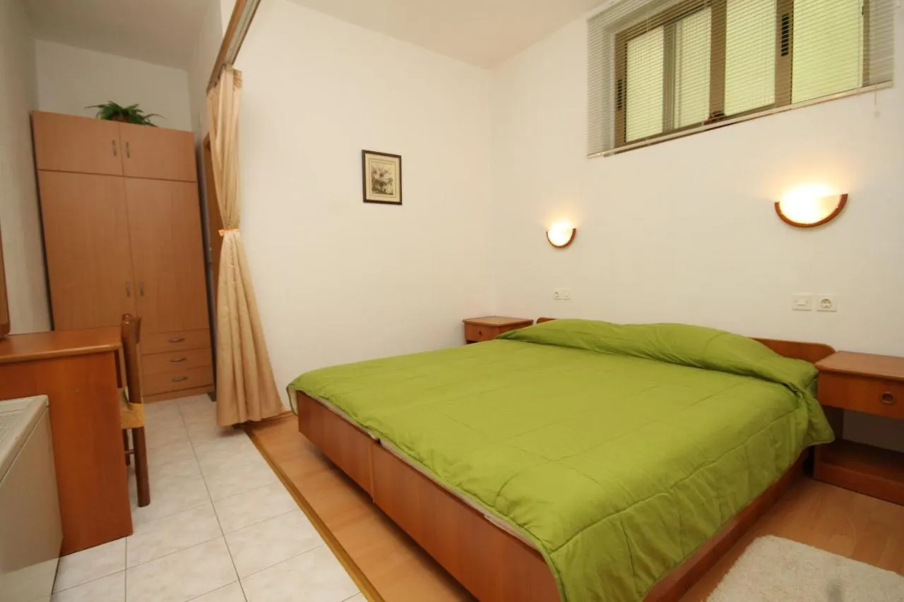 Apartments By The Sea Preko, Ugljan - 8515 Poljana  クロアチア